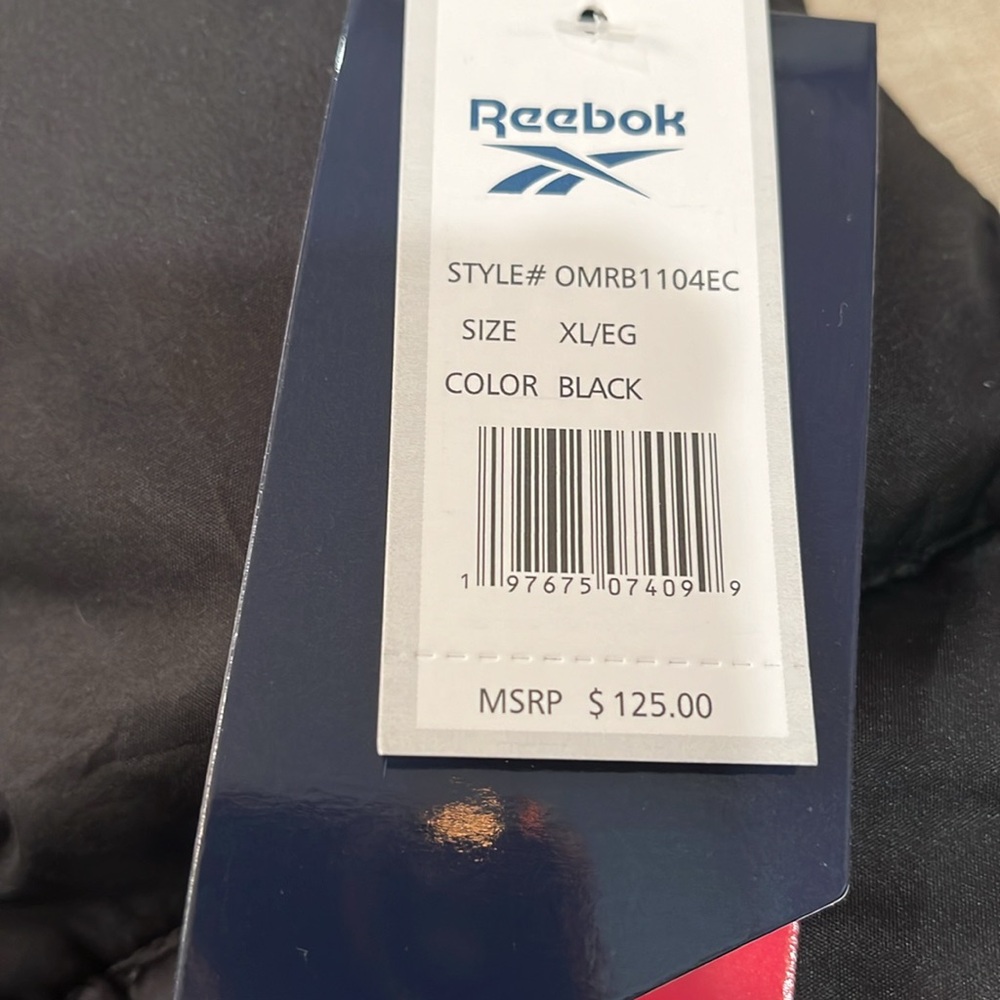 Reebok Men's Black Puffer Vest/NWT/XL - Picture 10 of 16